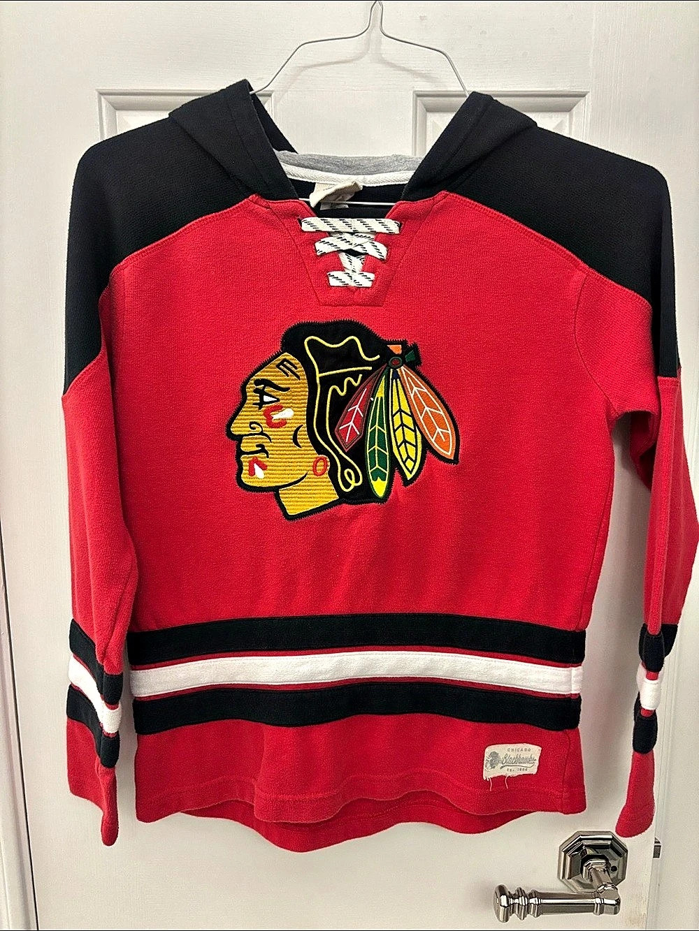 Mitchell & Ness Chicago Blackhawks Youth Red & Black Hoodie Size Medium